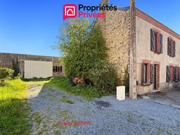 Maison Villepot 7 pièce(s) 165 m2, 4 Chambres, terrain de 745m²