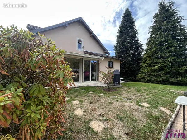 Maison 7 pièces 170 m²