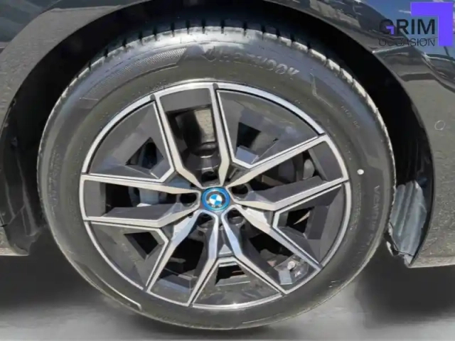 Bmw Serie 5 i5 edrive40 340 ch — photo 14