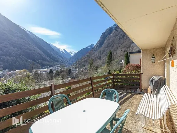 T2 AVEC TERRASSE ET GARAGE