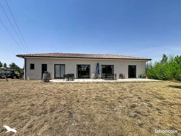 Villa 4 pièces 100 m²
