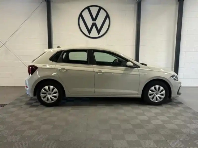 Volkswagen Polo 1.0 mpi 80 s&amp;s bvm5 — photo 4