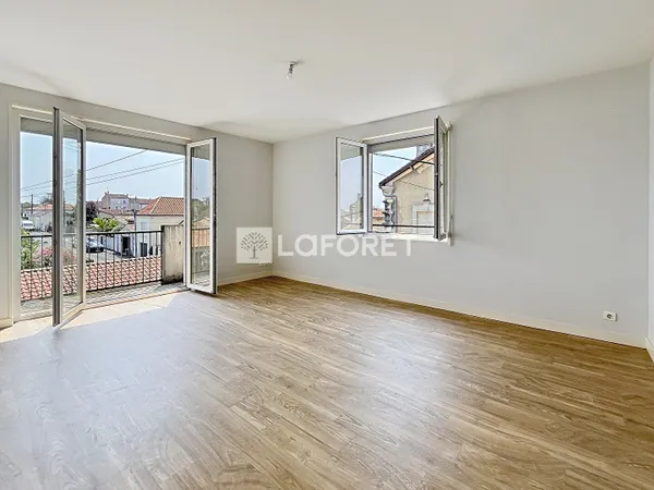 Appartement 2 pièces 61 m²