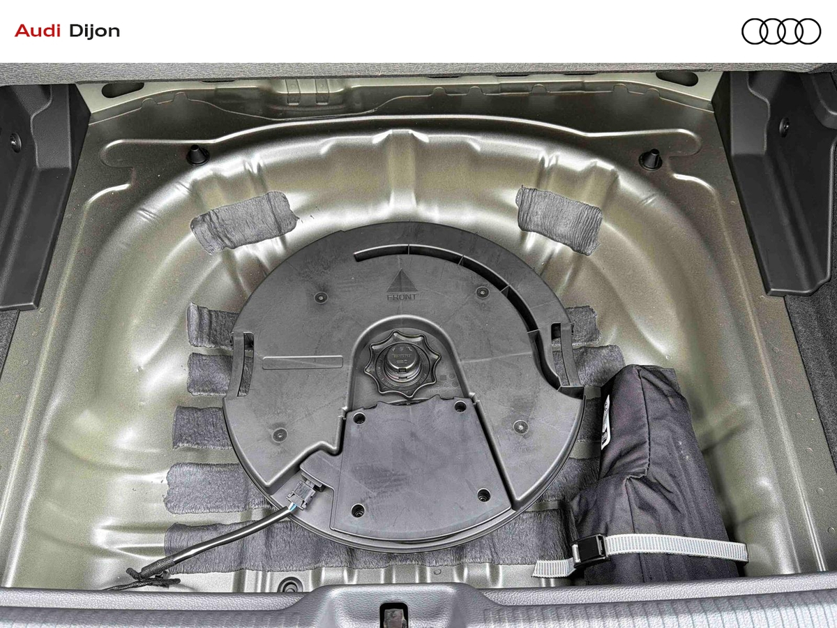 Audi Q2 35 TFSI 150 S tronic 7 — photo 14