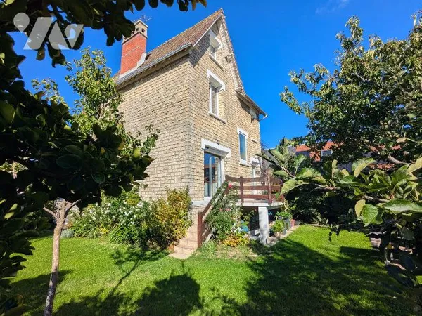 Maison 4 pièces 94 m²