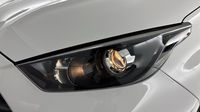 Toyota Yaris 116h Dynamic 5p MY22 — photo 17