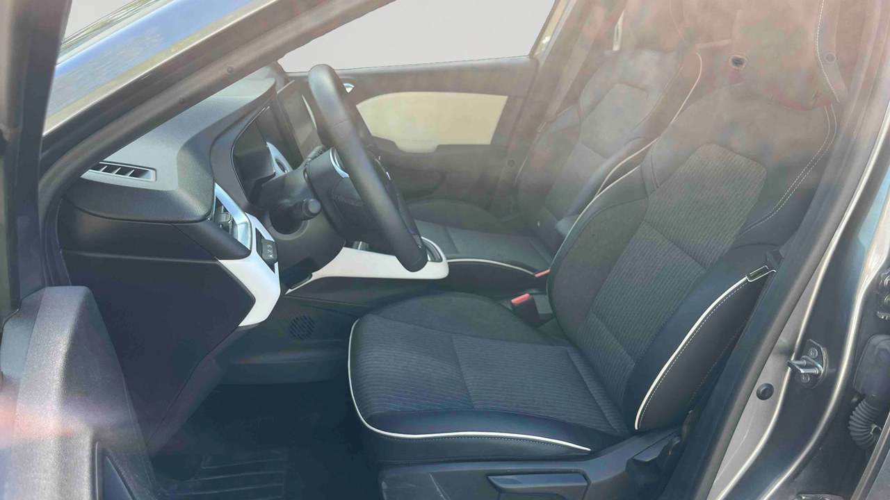 Renault Clio E-Tech full hybrid 145 — photo 11