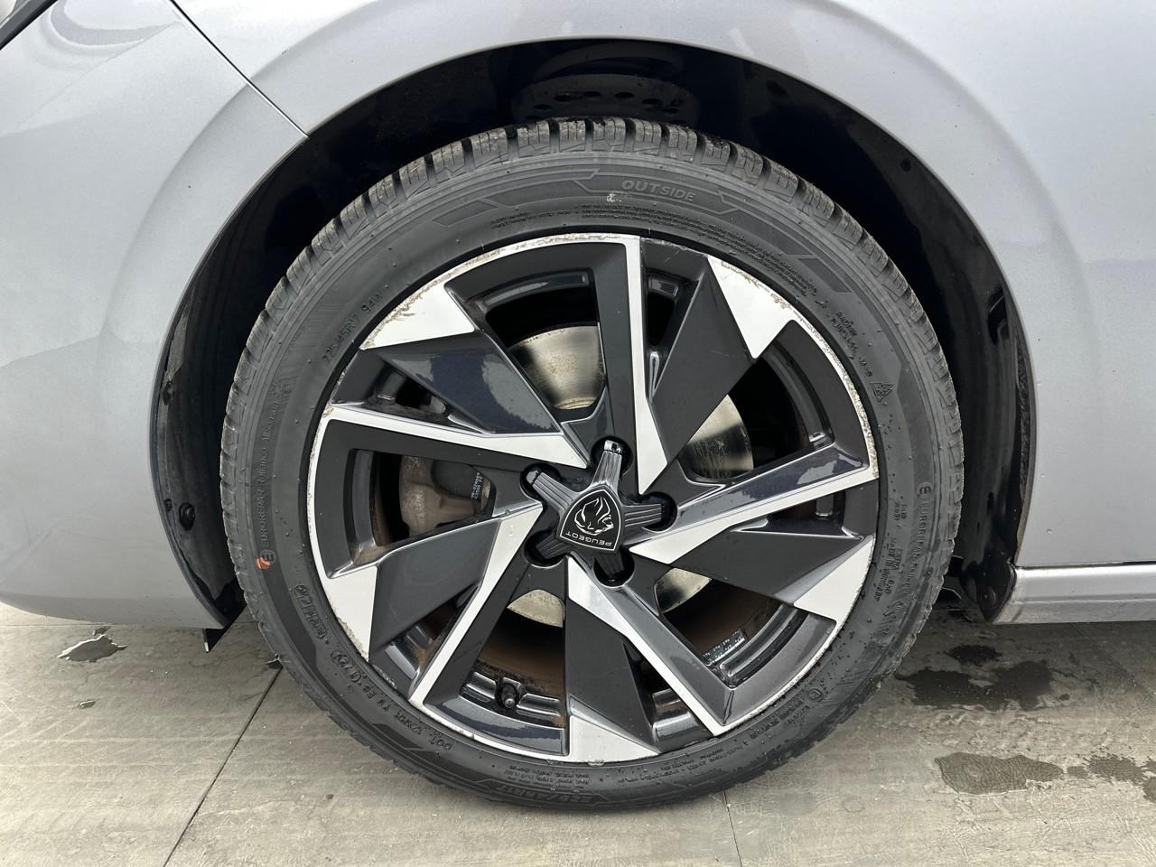 Peugeot 308 bluehdi 130ch s&s eat8 allure pack — photo 14