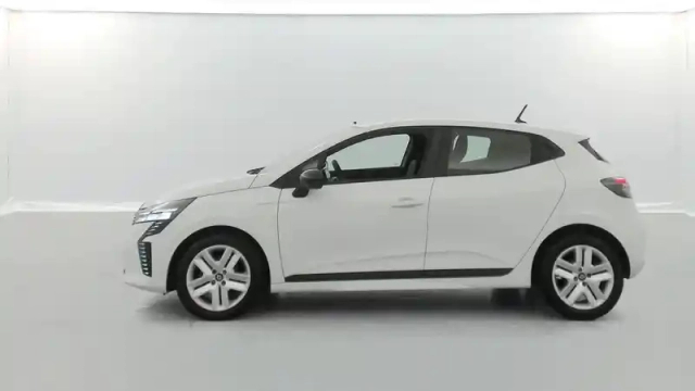 Renault Clio tce 90 — photo 16