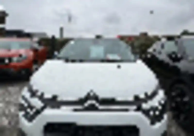 Citroën C3 bluehdi 100 s&amp;s bvm6 shine