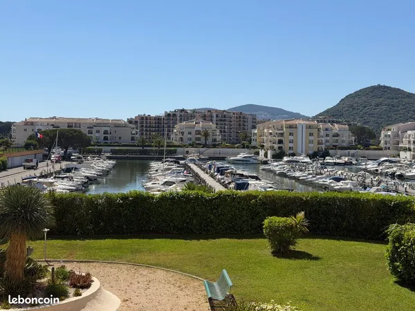 Studio Cannes Marina résidence le France à Mandelieu