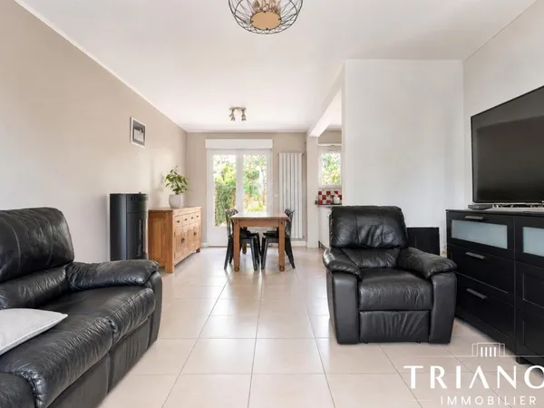 MAISON 150 m² AU SOL – 5 CHAMBRES – JARDIN – GARAGE