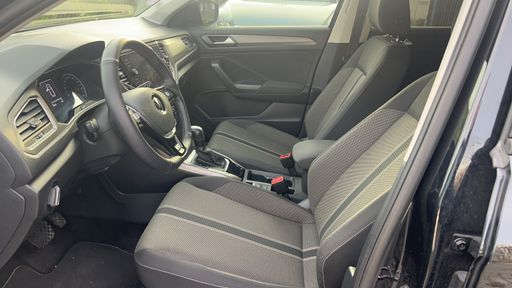Volkswagen T-Roc 1.5 TSI 150 DSG7 - Lounge – 2020 – 68124 km – Essence – Boîte Automatique — photo 21