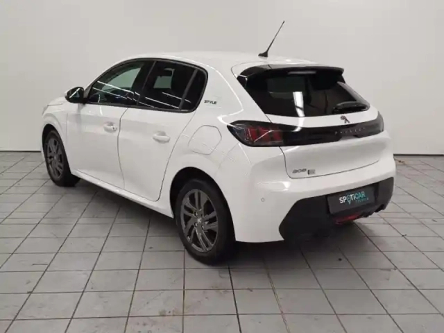 Peugeot 208 1.2 puretech 75ch s&amp;s style — photo 5