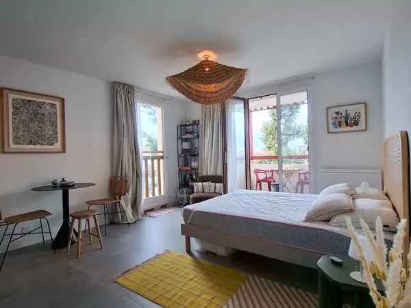 🌊 Studio meublé avec balcon - Biarritz Saint-Martin