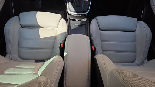Renault Scenic 1.6 dCi 160 EDC6 - Edition One – 2016 – 138394 km – Diesel – Boîte Automatique — photo 29