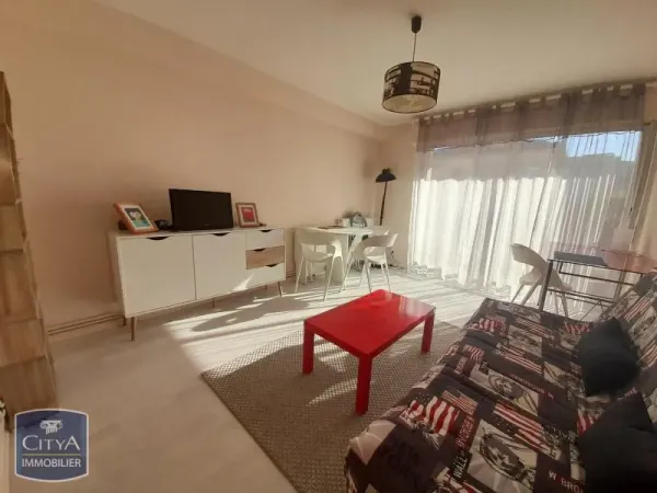 Studio 1 pièce 26 m²