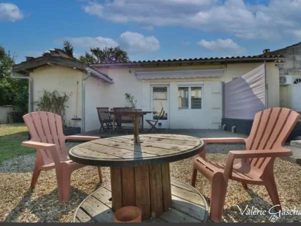 Guitres ( 33) Maison 2 chambres et jardin