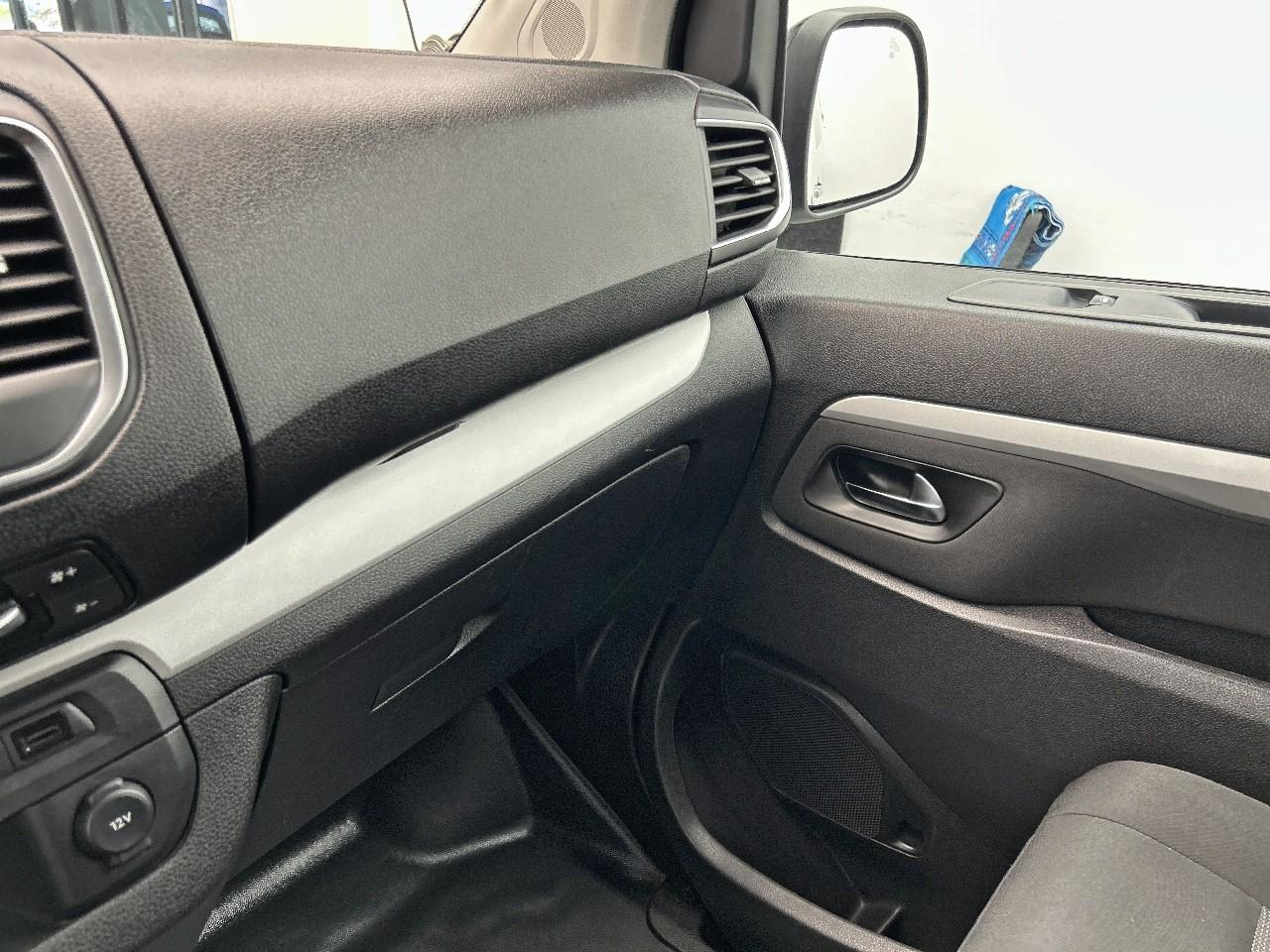 Citroën Jumpy cab approfondie xl bluehdi 145 s&s bvm6 — photo 29