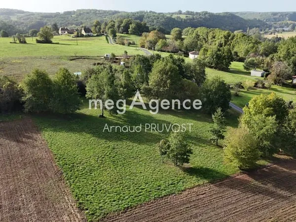 Très beau terrain sur Calès