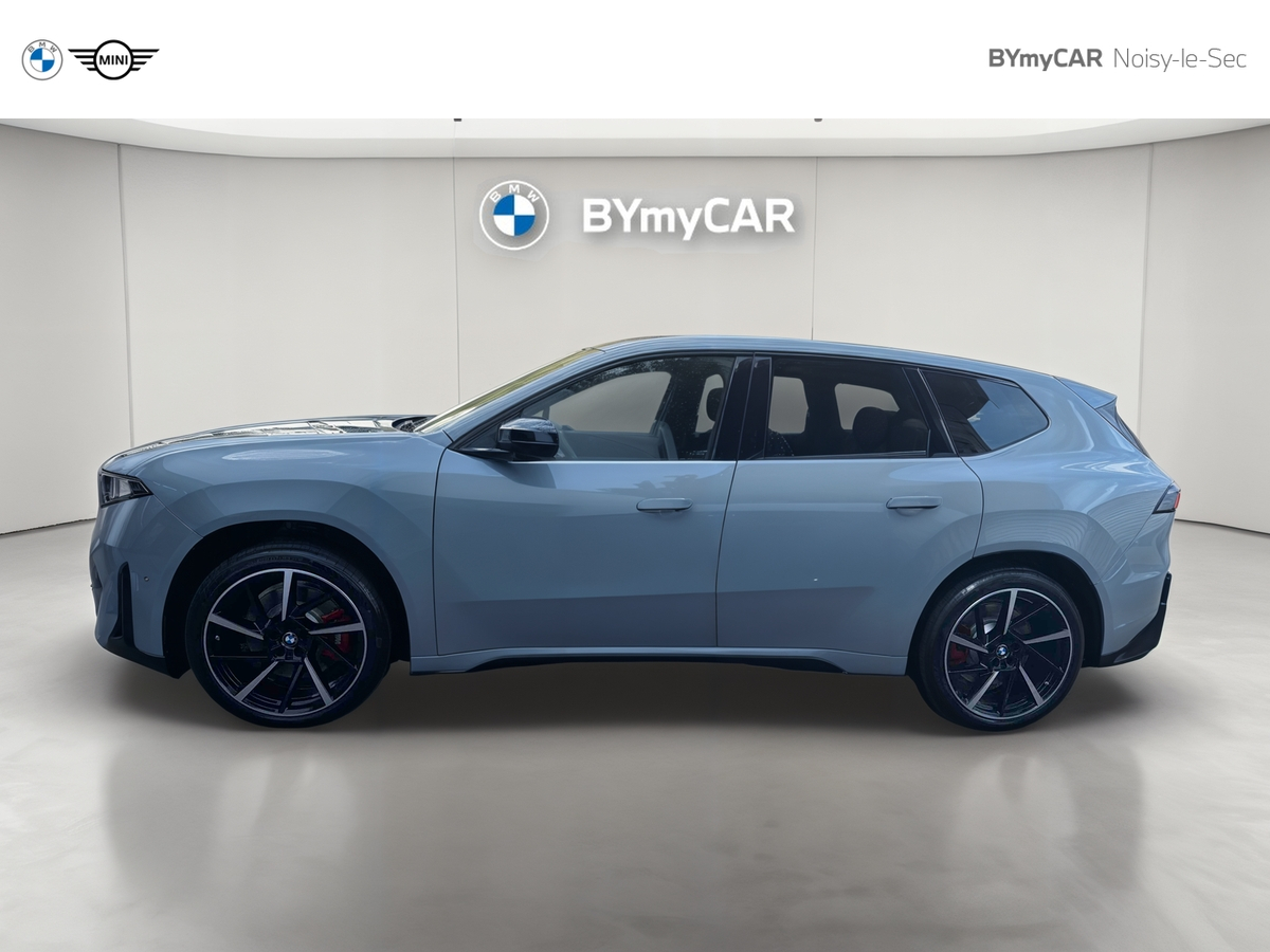 BMW iX3 50 xDrive — photo 2