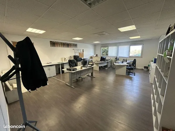 Bureaux 116 m² MUIZON