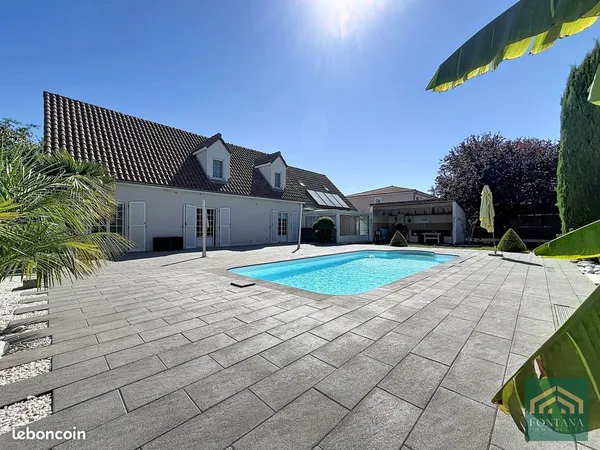 Maison 8 pièces 199 m²