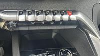 Peugeot 3008 1.2 PureTech 130ch Allure S&S EAT6 — photo 17