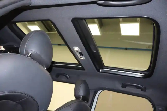 Mini Mini countryman 190 ch bva8 — photo 100