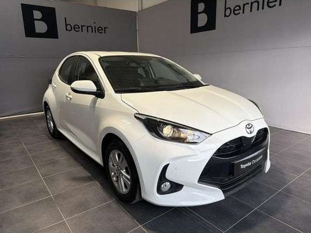 Toyota YARIS Toyota Yaris 120 VVT-i Dynamic Business 5p MC24