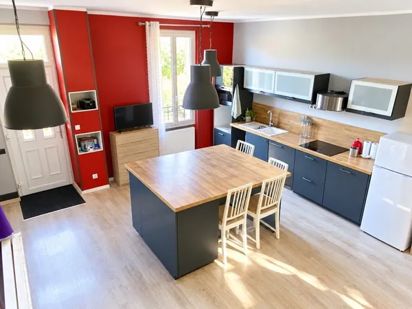MAISON 3 CHAMBRES 1 BUREAU - VIE DE PLAIN-PIED TERRAIN 934 m