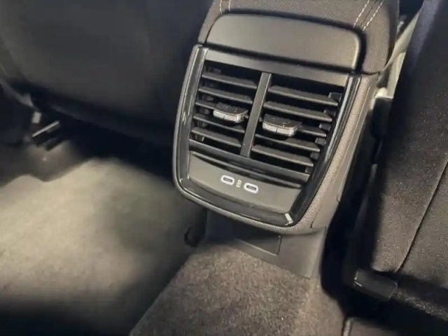 Skoda Kamiq 1.0 tsi evo 2 95ch selection — photo 16