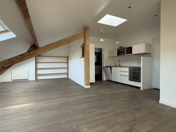 MEUDON BELLEVUE - GRAND OPEN SPACE - 70m2 au sol / 50m2 carr