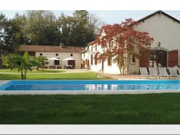 Maison 12 pièces 396 m²
