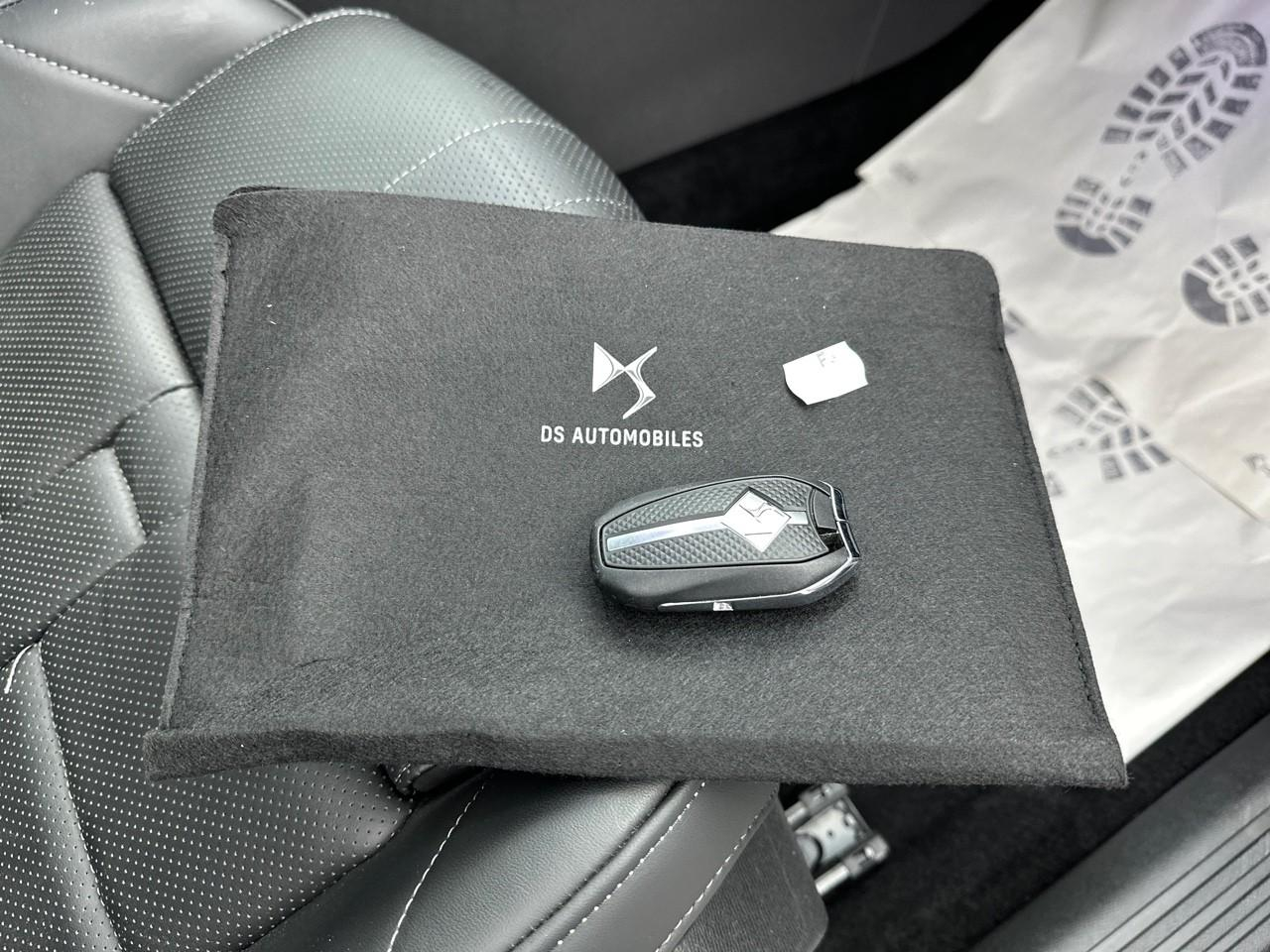 Ds Ds 7 crossback hybride rechargeable e-tense 360 eat8 4x4 performa — photo 31