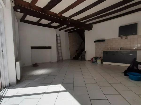 À LOUER - Maison de bourg à Tocane-Saint-Apre