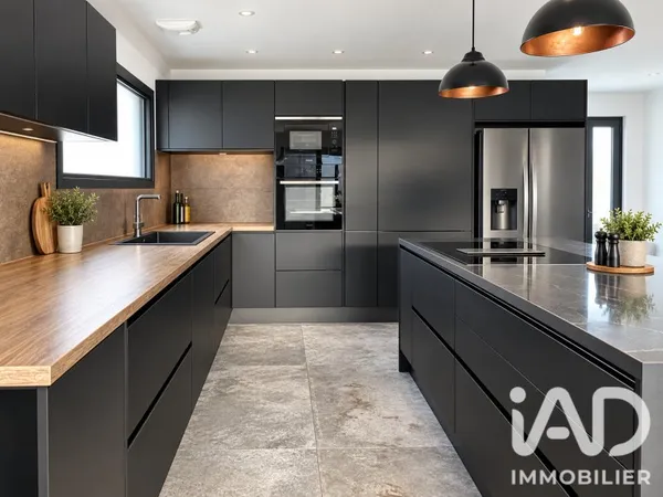 Maison 6 pièces 271 m²
