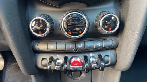 Mini Mini 1.2 One 102 - Chili – 2014 – 79953 km – Essence – Boîte Manuelle — photo 16