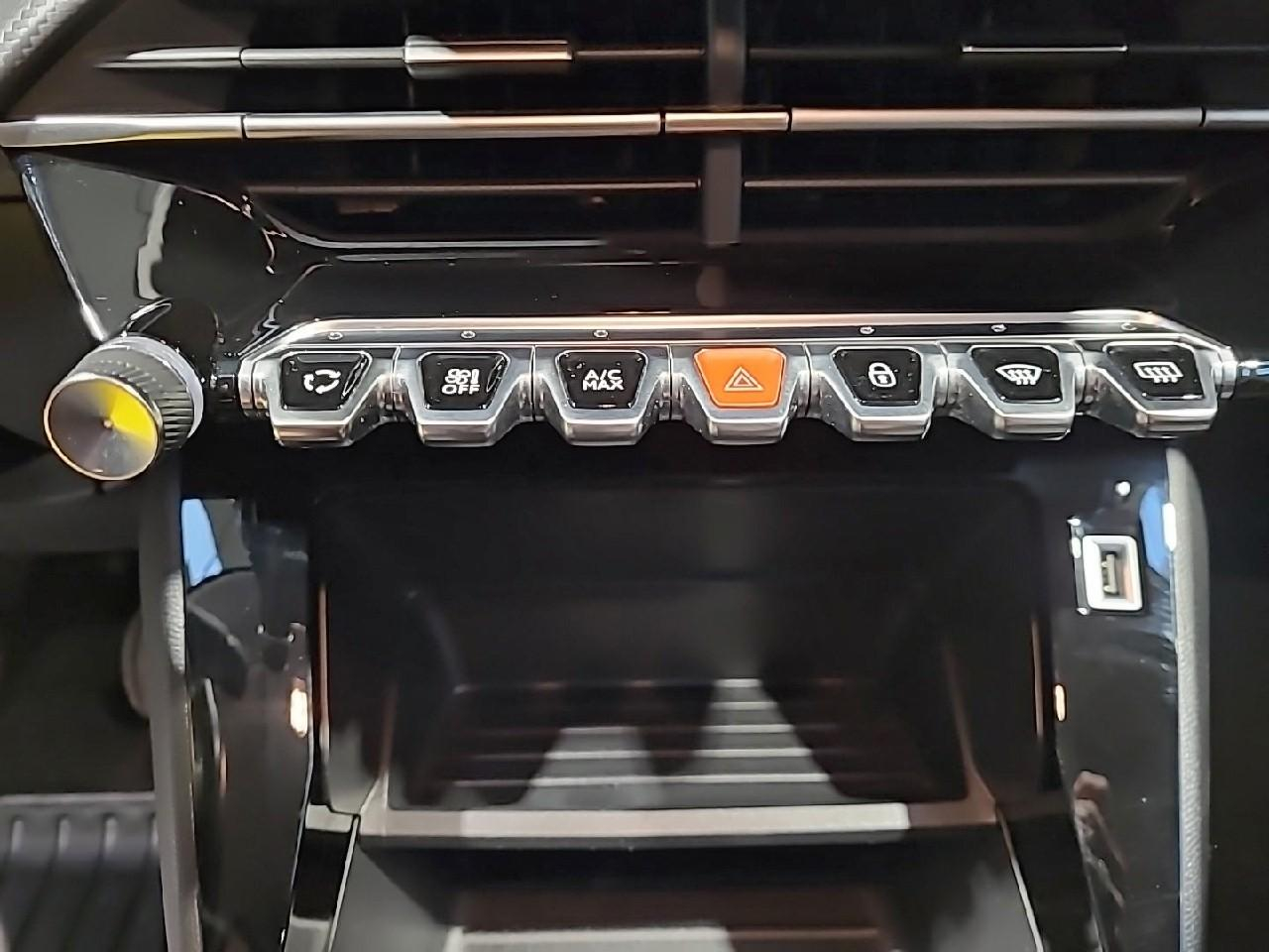 Peugeot 208 puretech 100 s&s bvm6 style — photo 19