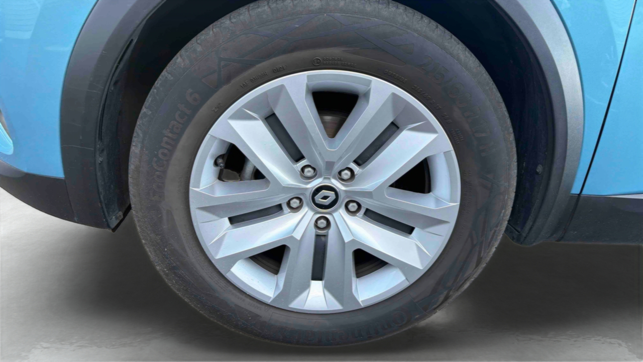 Renault Captur TCe 140 EDC — photo 14