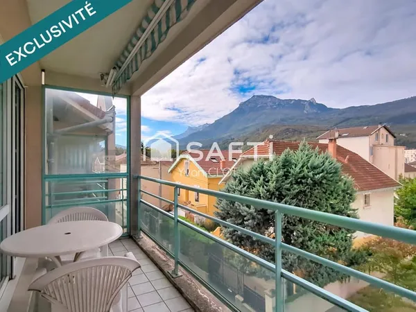 Appartement 3 pièces de 63m² - Balcon - Place de parking