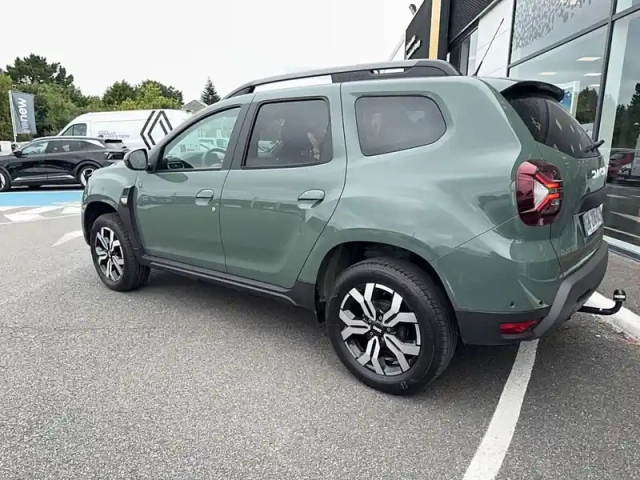 Dacia Duster eco-g 100 4x2 — photo 16