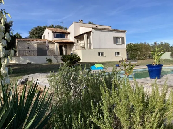 Maison 6 pièces 140 m²