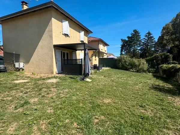 Jolie villa T4 mitoyenne sur CHÂBONS