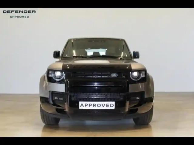Land Rover Defender 110 2.0 p300e phev x — photo 2