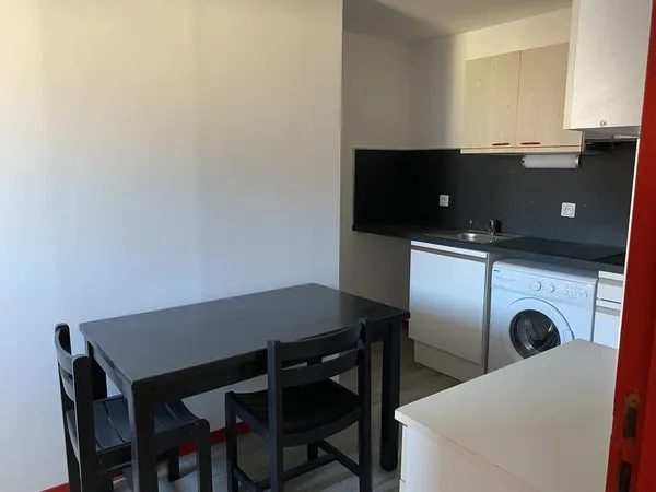 studios, F1 meublés Le Creusot Quartier St Laurent