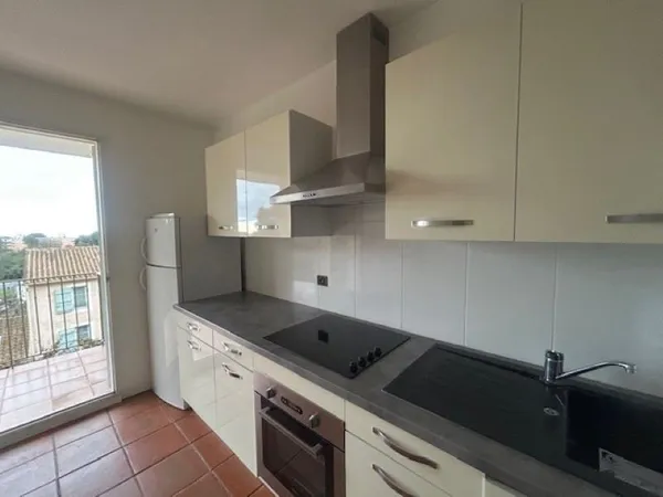 LOCATION GRAND F1 MOUGINS LE HAUT PARC RESIDENTIEL TENNIS PISCINE GARDIENS
