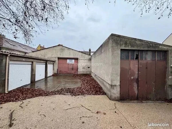 Entrepôt 272 m² Villeneuve-Saint-Georges