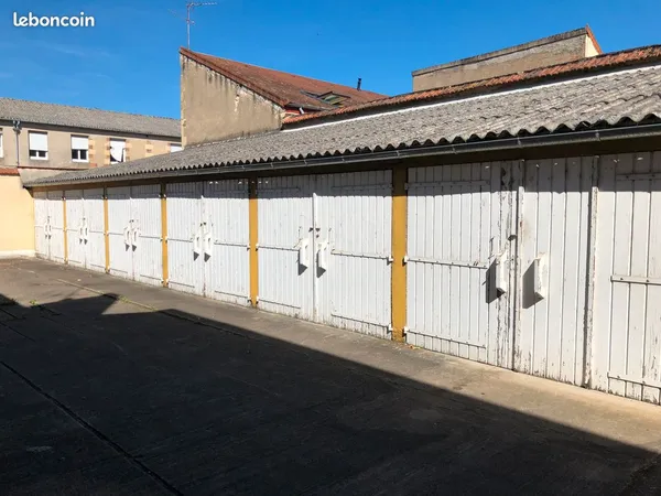 Garage quartier ravelin