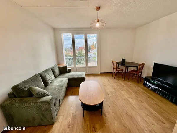 Chambre dans colocation féminine Metro Jolimont